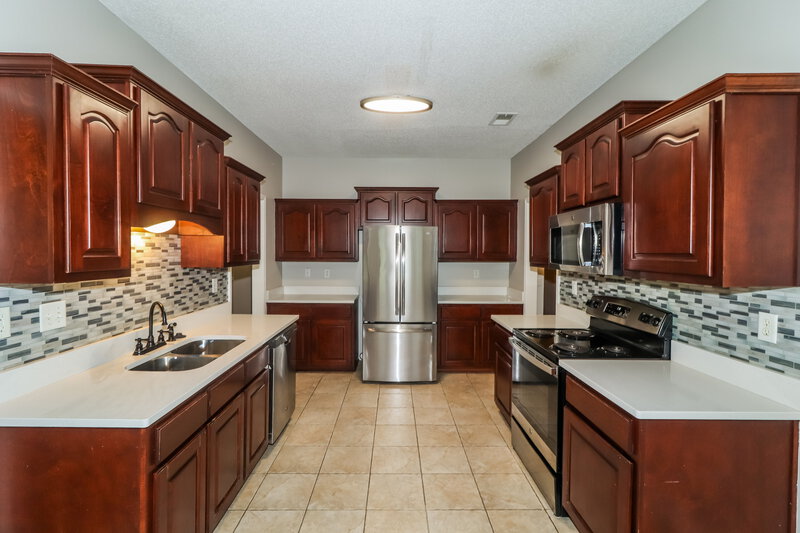 2,045/Mo, 246 Fairway Trace Dr Hernando, MS 38632 Kitchen View