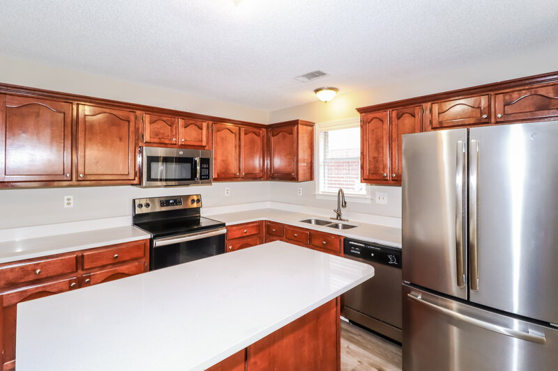 1,655/Mo, 1067 Nolan Ln Cordova, TN 38018 Kitchen View