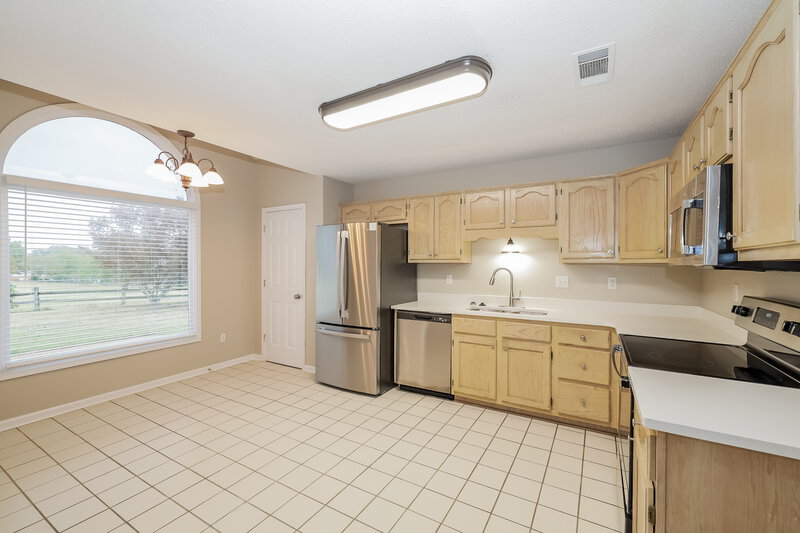 3,070/Mo, 4123 Golf View Cv Bartlett, TN 38135 Kitchen View