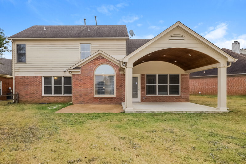 3,070/Mo, 4123 Golf View Cv Bartlett, TN 38135 Rear View