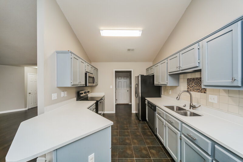 1,585/Mo, 1403 Leery Cove Cordova, TN 38016 Kitchen View 3