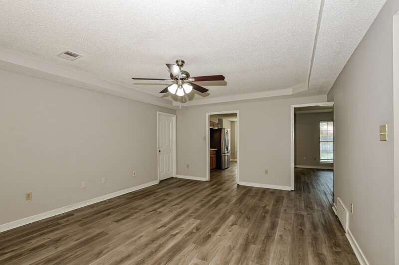 1,875/Mo, 7163 Windsor Dr Horn Lake, MS 38637 Living Room View