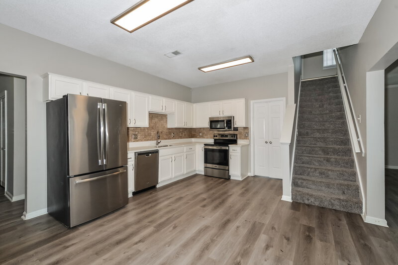 2,390/Mo, 7415 Creekside Dr Olive Branch, MS 38654 Kitchen View