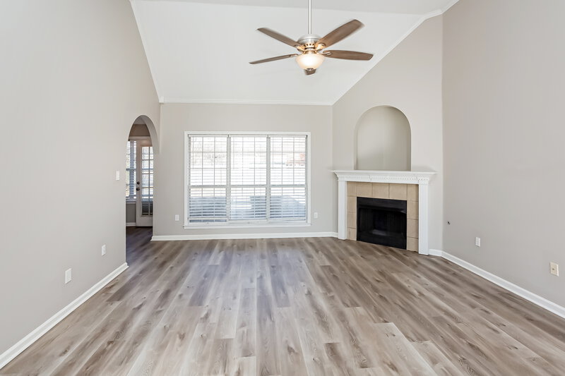 2,020/Mo, 13064 Sandbourne S Olive Branch, MS 38654 Living Room View