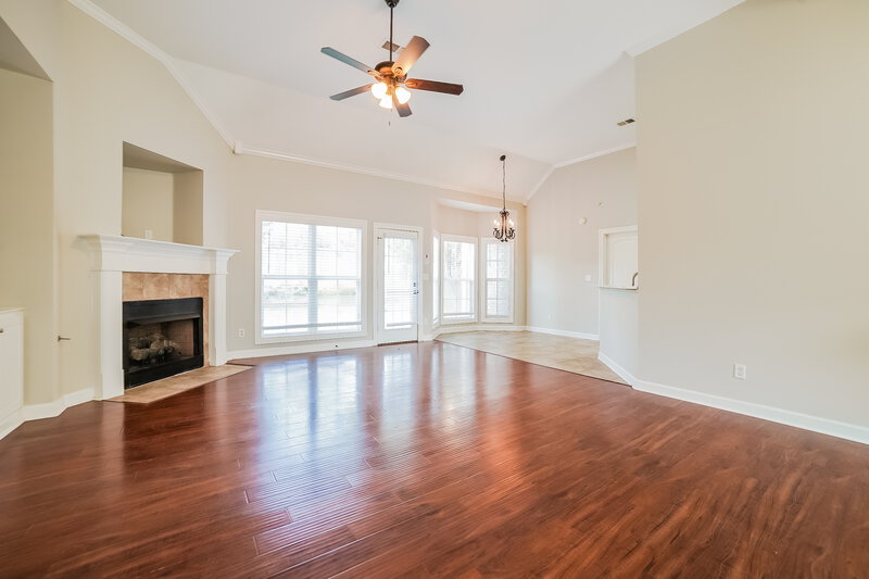 1,910/Mo, 2910 Keeley Cove Southaven, MS 38672 Living Room View