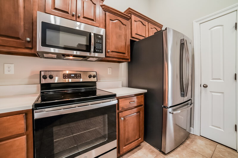 1,910/Mo, 2910 Keeley Cove Southaven, MS 38672 Kitchen View
