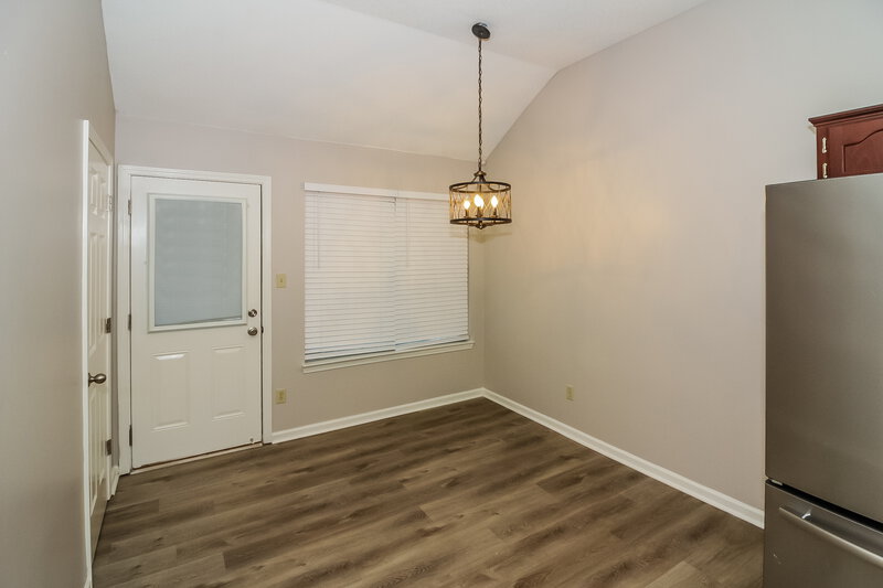 1,715/Mo, 5700 Kayla Dr Southaven, MS 38671 Dining Room View