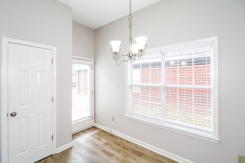 1,705/Mo, 6943 Parkbrook Ln Cordova, TN 38018 Dining Room View