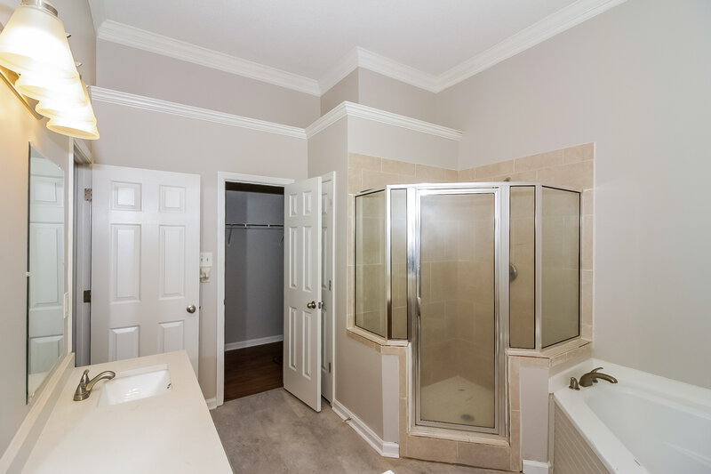 0/Mo, 779 N Sanga Rd Cordova, TN 38018 Main Bathroom View 2