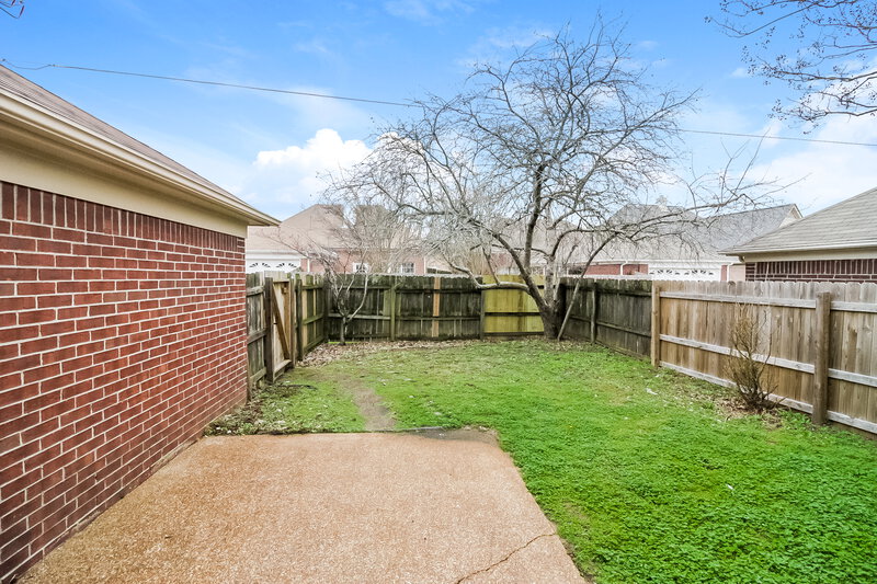 0/Mo, 779 N Sanga Rd Cordova, TN 38018 Rear View