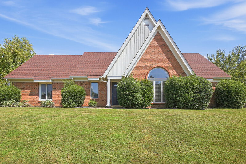 2,440/Mo, 5000 W Old Farm Rd Memphis, TN 38125 External View
