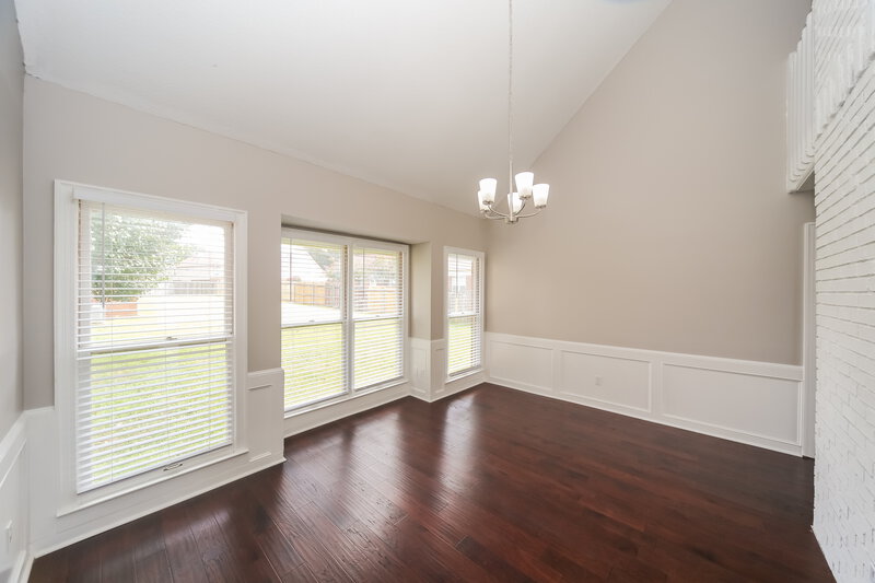 3,240/Mo, 5000 W Old Farm Rd Memphis, TN 38125 Dining Room View