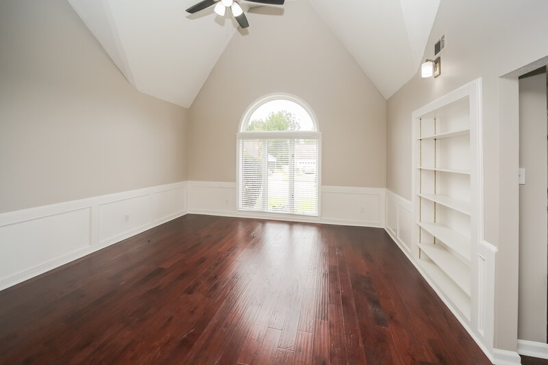 3,240/Mo, 5000 W Old Farm Rd Memphis, TN 38125 Bedroom View 3