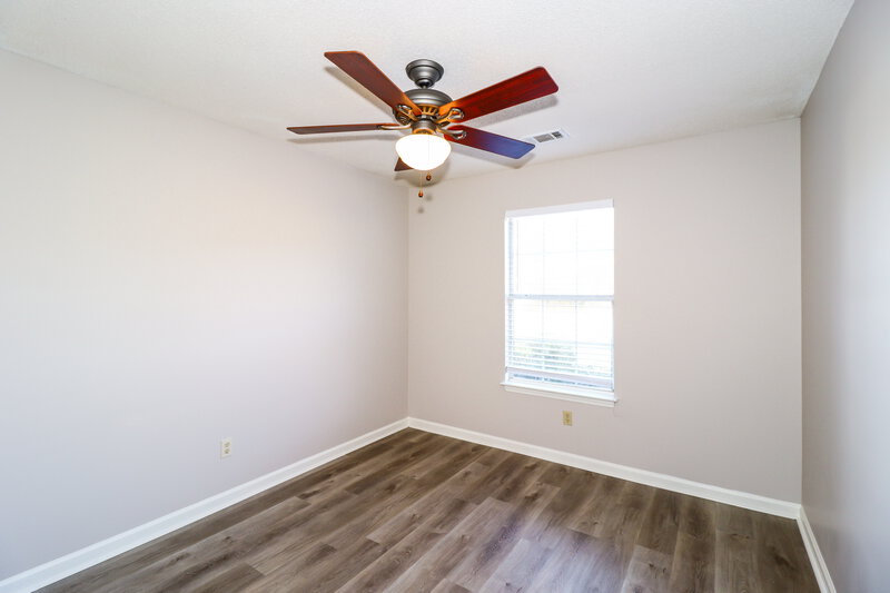 2,450/Mo, 7121 Showboat Ln Cordova, TN 38018 Bedroom View 2