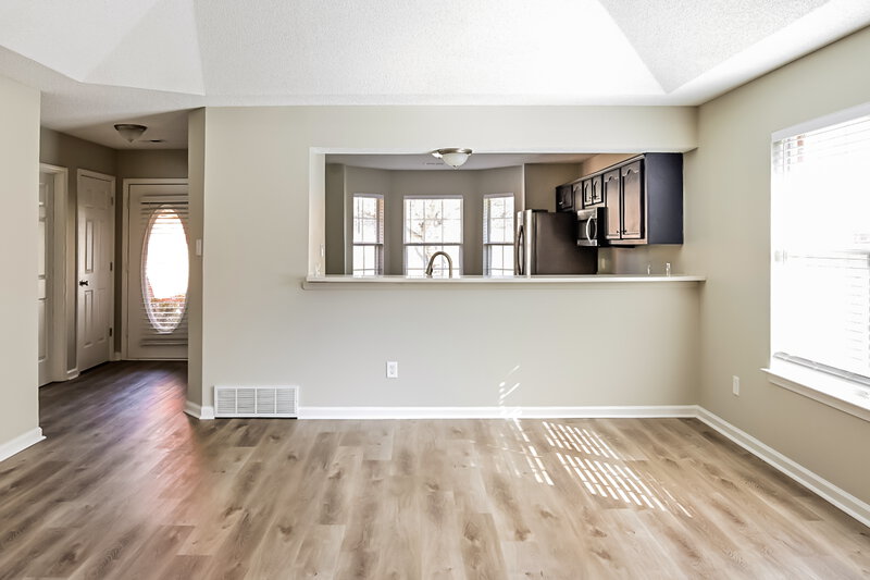 1,780/Mo, 1913 Brentwood Trce Southaven, MS 38671 Living Room View 3