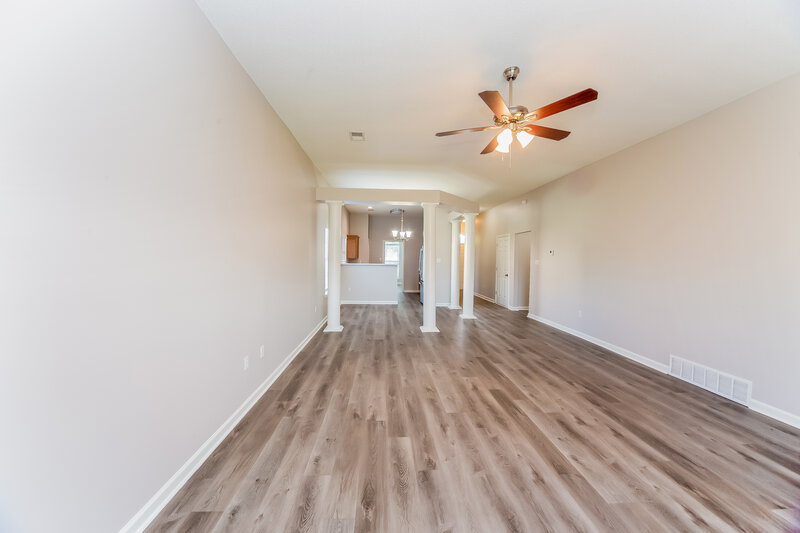 1,920/Mo, 12794 Fox Hunter Drive Olive Branch, MS 38654 Living Room View 2