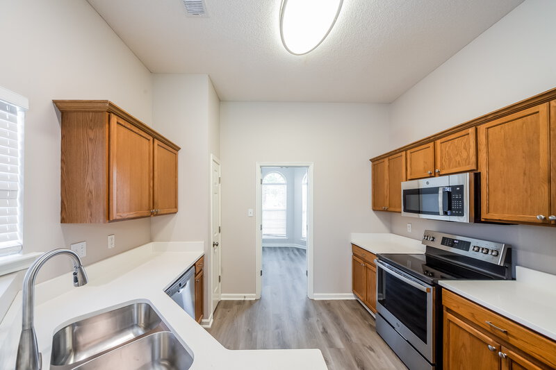 1,920/Mo, 12794 Fox Hunter Drive Olive Branch, MS 38654 Kitchen View