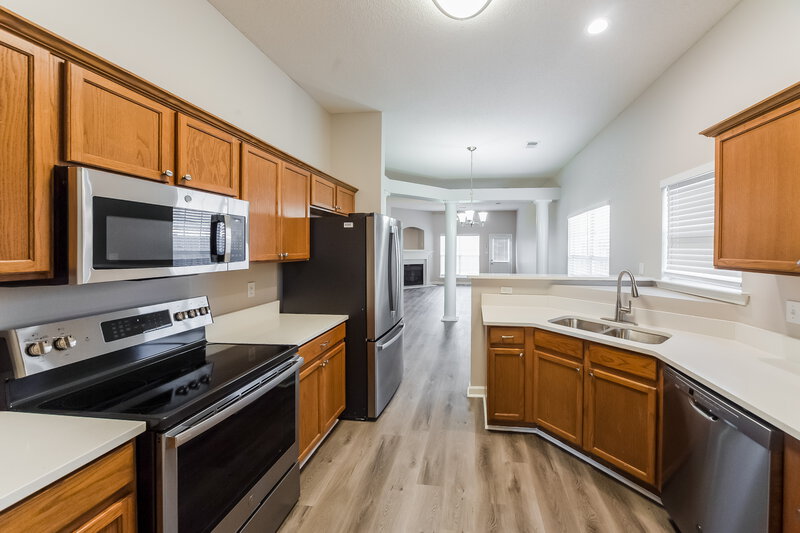 1,920/Mo, 12794 Fox Hunter Drive Olive Branch, MS 38654 Kitchen View 3