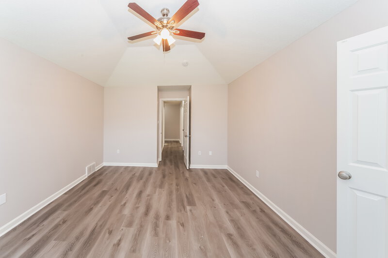 1,920/Mo, 12794 Fox Hunter Drive Olive Branch, MS 38654 Main Bedroom View 2
