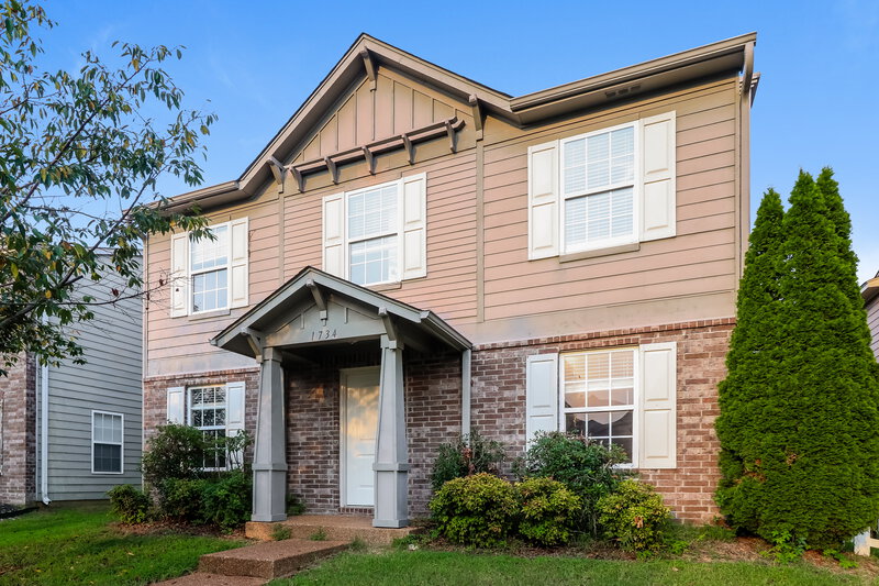 1,900/Mo, 1734 Addison Park Cove Cordova, TN 38016 Front View