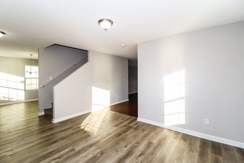 1,890/Mo, 1734 Addison Park Cove Cordova, TN 38016 Living Room View