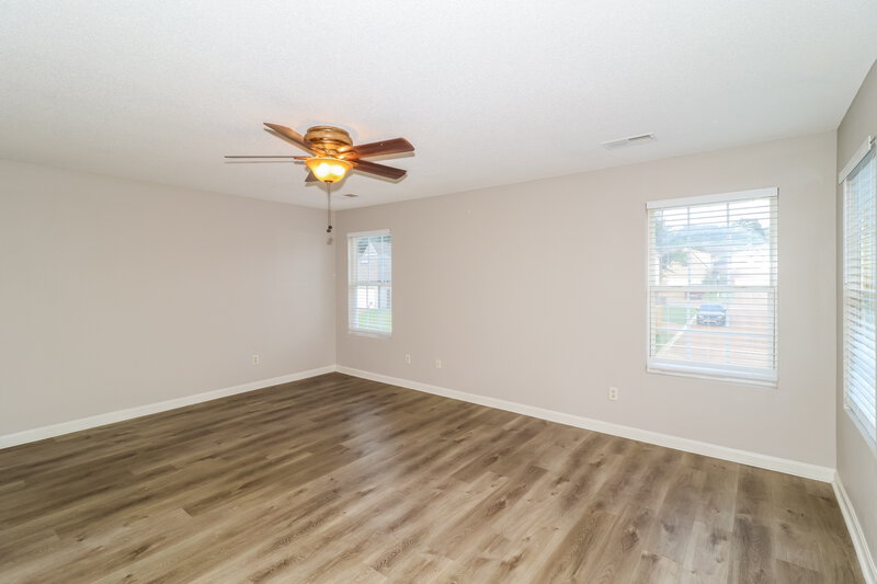 1,900/Mo, 1734 Addison Park Cove Cordova, TN 38016 Main Bedroom View