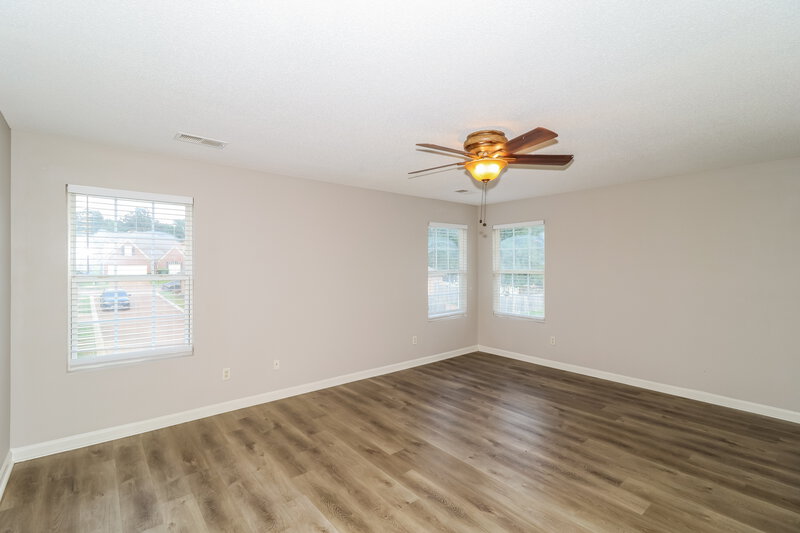 1,900/Mo, 1734 Addison Park Cove Cordova, TN 38016 Main Bedroom View 2