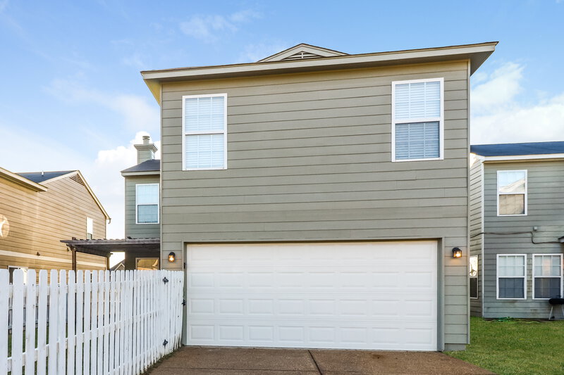 1,890/Mo, 1734 Addison Park Cove Cordova, TN 38016 Rear View 2