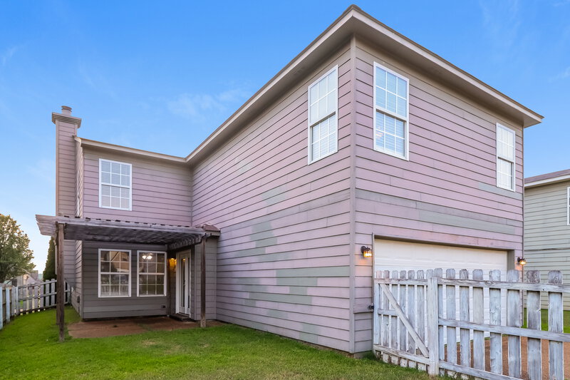 1,900/Mo, 1734 Addison Park Cove Cordova, TN 38016 Rear View