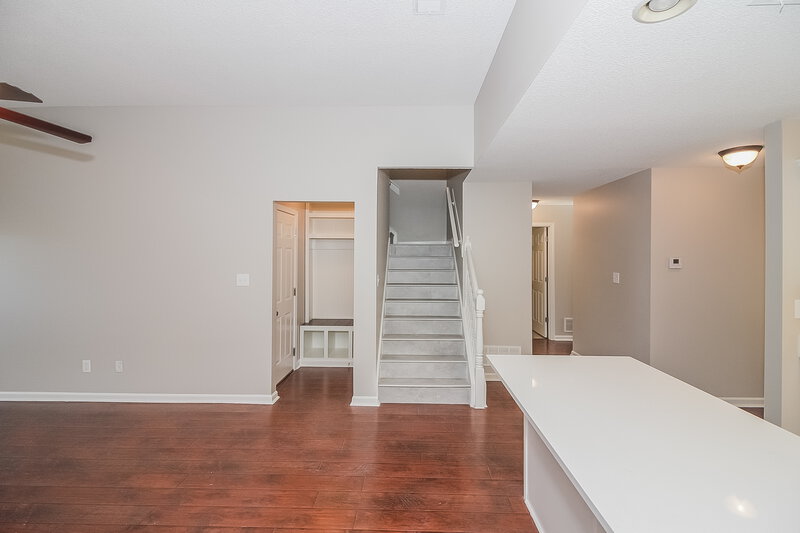1,995/Mo, 5916 Savannah Pkwy Southaven, MS 38672 Living Room View 2