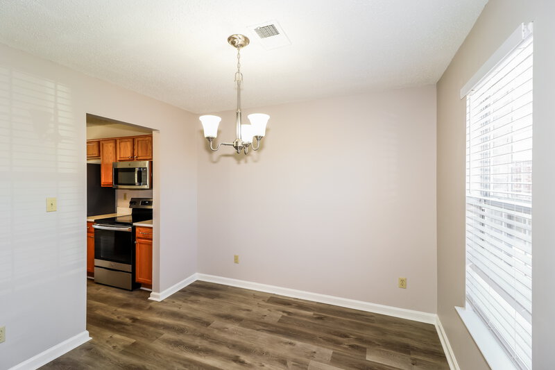 2,700/Mo, 6997 Luxor Ln Cordova, TN 38018 Dining Room View