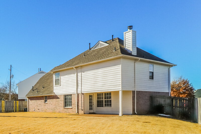 2,700/Mo, 6997 Luxor Ln Cordova, TN 38018 Rear View