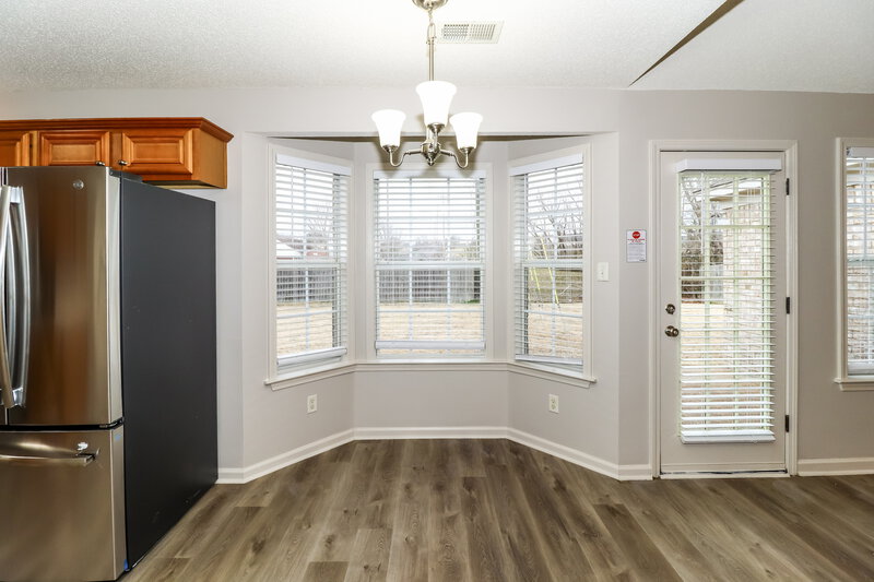 2,900/Mo, 10566 Wyckford Dr Olive Branch, MS 38654 Dining Room View