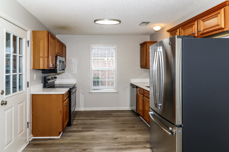 2,900/Mo, 10566 Wyckford Dr Olive Branch, MS 38654 Kitchen View