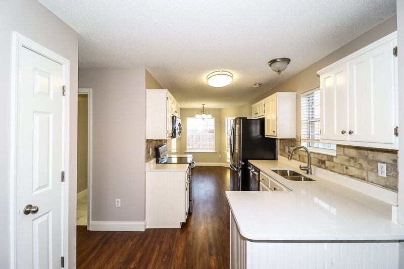 2,780/Mo, 145 Penny Ln Oakland, TN 38060 Kitchen View