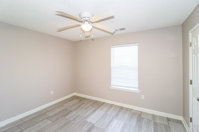 2,780/Mo, 145 Penny Ln Oakland, TN 38060 Main Bedroom View