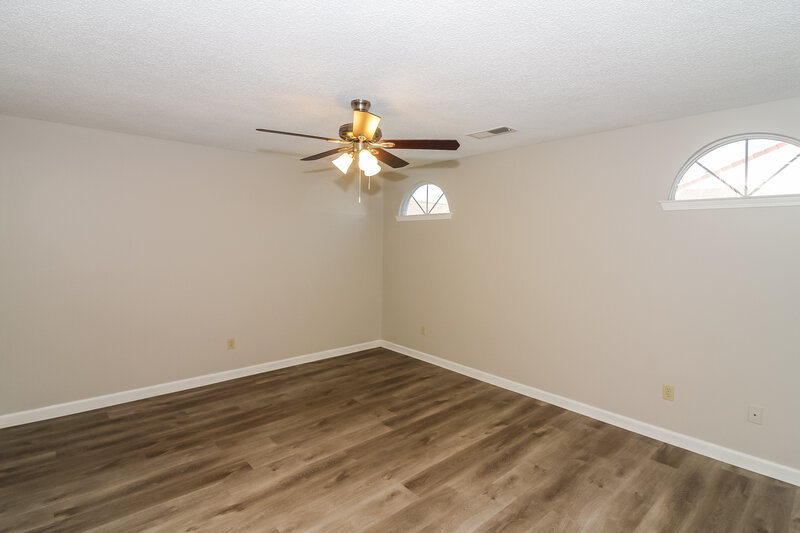 1,815/Mo, 7206 Atterbury Cir E Southaven, MS 38671 Main Bedroom View