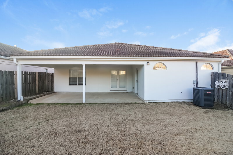1,815/Mo, 7206 Atterbury Cir E Southaven, MS 38671 Rear View