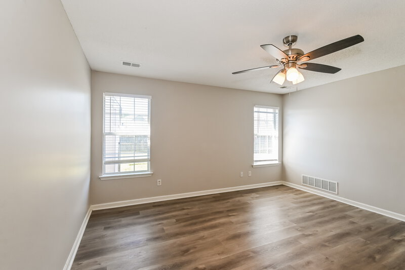 1,970/Mo, 3129 Pinetree Loop S Southaven, MS 38672 Main Bedroom View 2