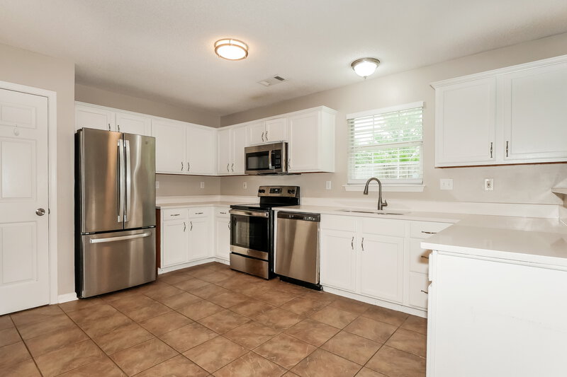 1,775/Mo, 120 Pinewood Dr Oakland, TN 38060 Kitchen View