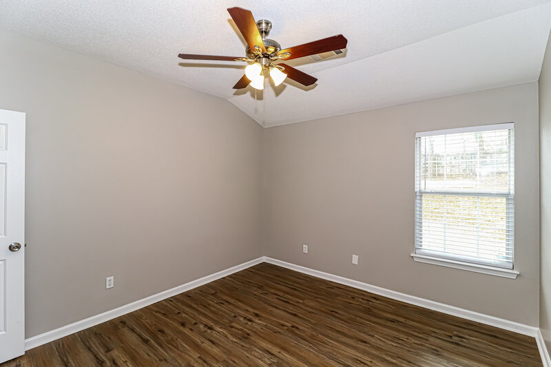 3,080/Mo, 120 Pinewood Dr Oakland, TN 38060 Main Bedroom View 2