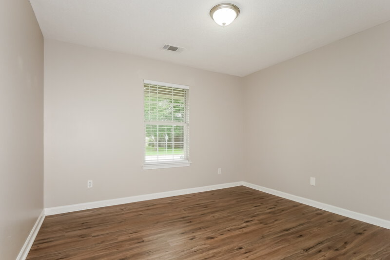 1,775/Mo, 120 Pinewood Dr Oakland, TN 38060 Bedroom View 2