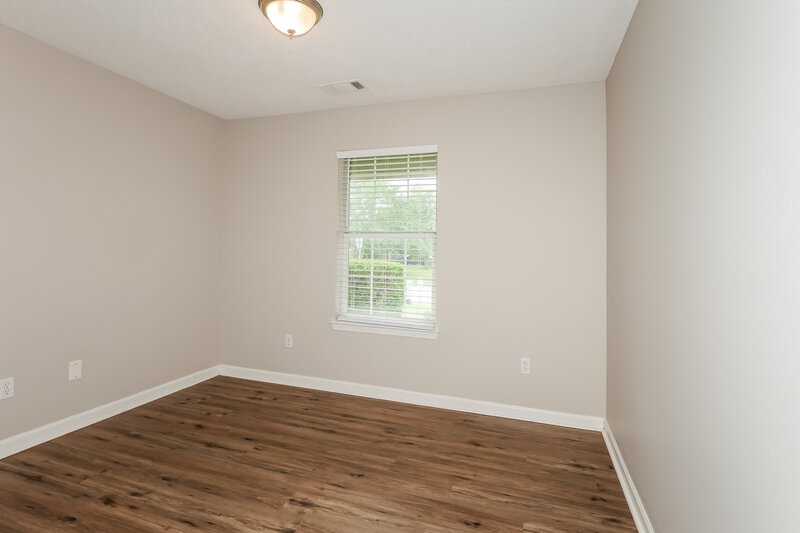 1,775/Mo, 120 Pinewood Dr Oakland, TN 38060 Bedroom View 4
