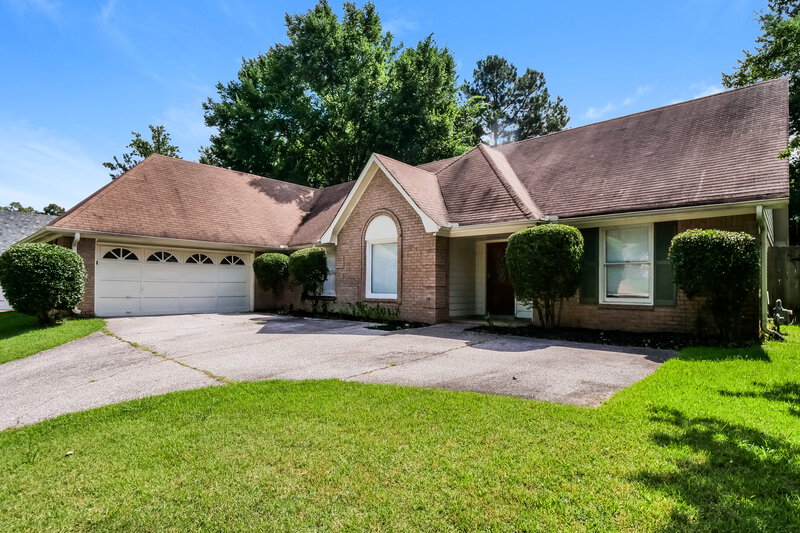 2,195/Mo, 128 Walnut Ridge Ln Cordova, TN 38018 Front View