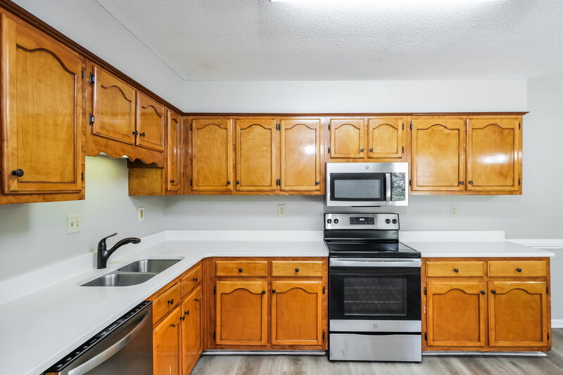 2,195/Mo, 128 Walnut Ridge Ln Cordova, TN 38018 Kitchen View