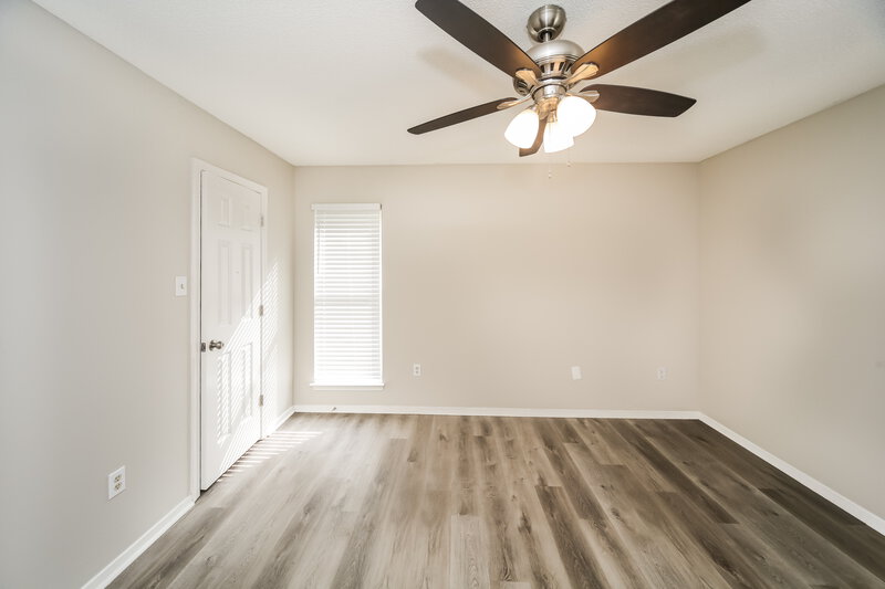 1,705/Mo, 10203 Farley Dr S Olive Branch, MS 38654 Main Bedroom View