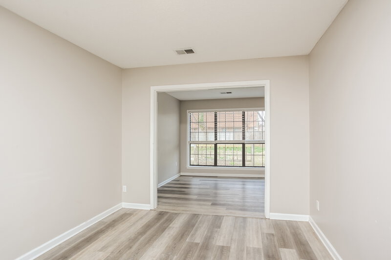 2,130/Mo, 6070 Halstead St Bartlett, TN 38134 Dining Room View