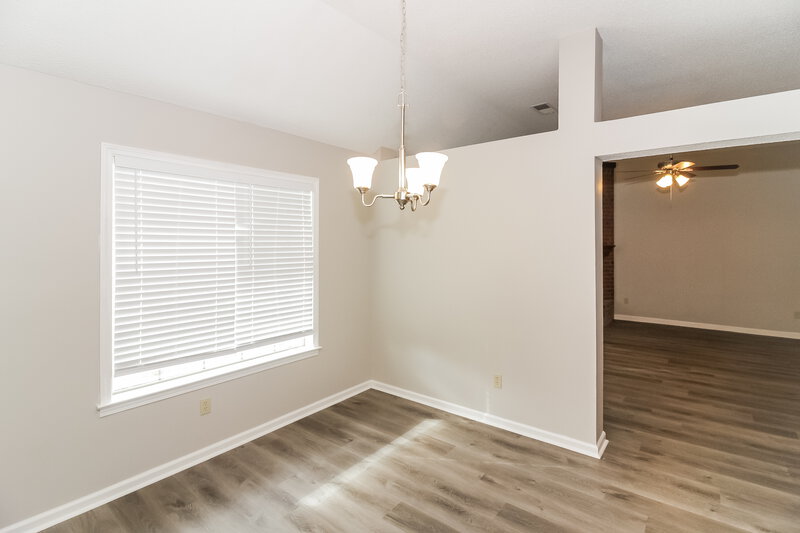 1,840/Mo, 4371 Bunker Hill Dr Memphis, TN 38125 Dining Room View