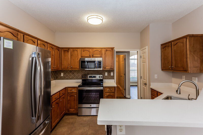 2,050/Mo, 1250 Trafalgar Dr Southaven, MS 38671 Kitchen View