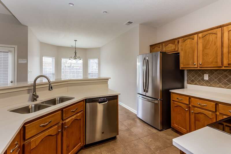 2,050/Mo, 1250 Trafalgar Dr Southaven, MS 38671 Kitchen View 3